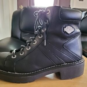 Womens size 9 Harley Davidson boots